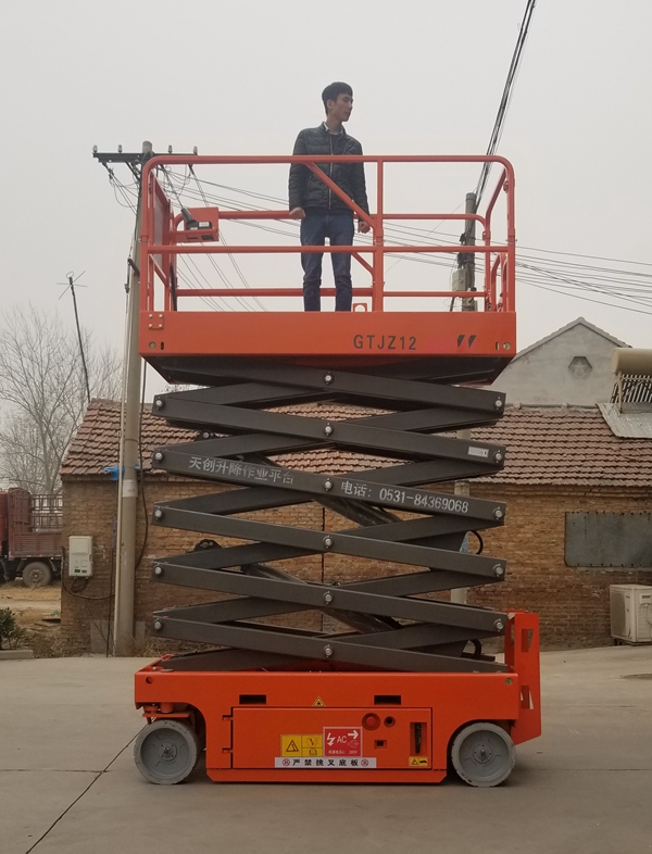 小型升降平臺廣泛應(yīng)用于哪里呢？